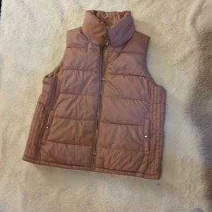 Blush Old Navy Puffer Vest - Size XL